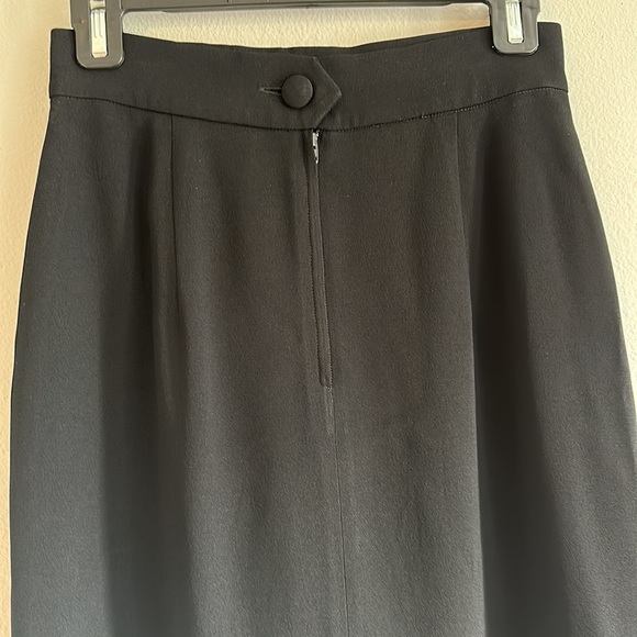 Cheap and Chic by Moschino Classic Black Pencil Skirt - Made in Italy - Picture 5 of 10